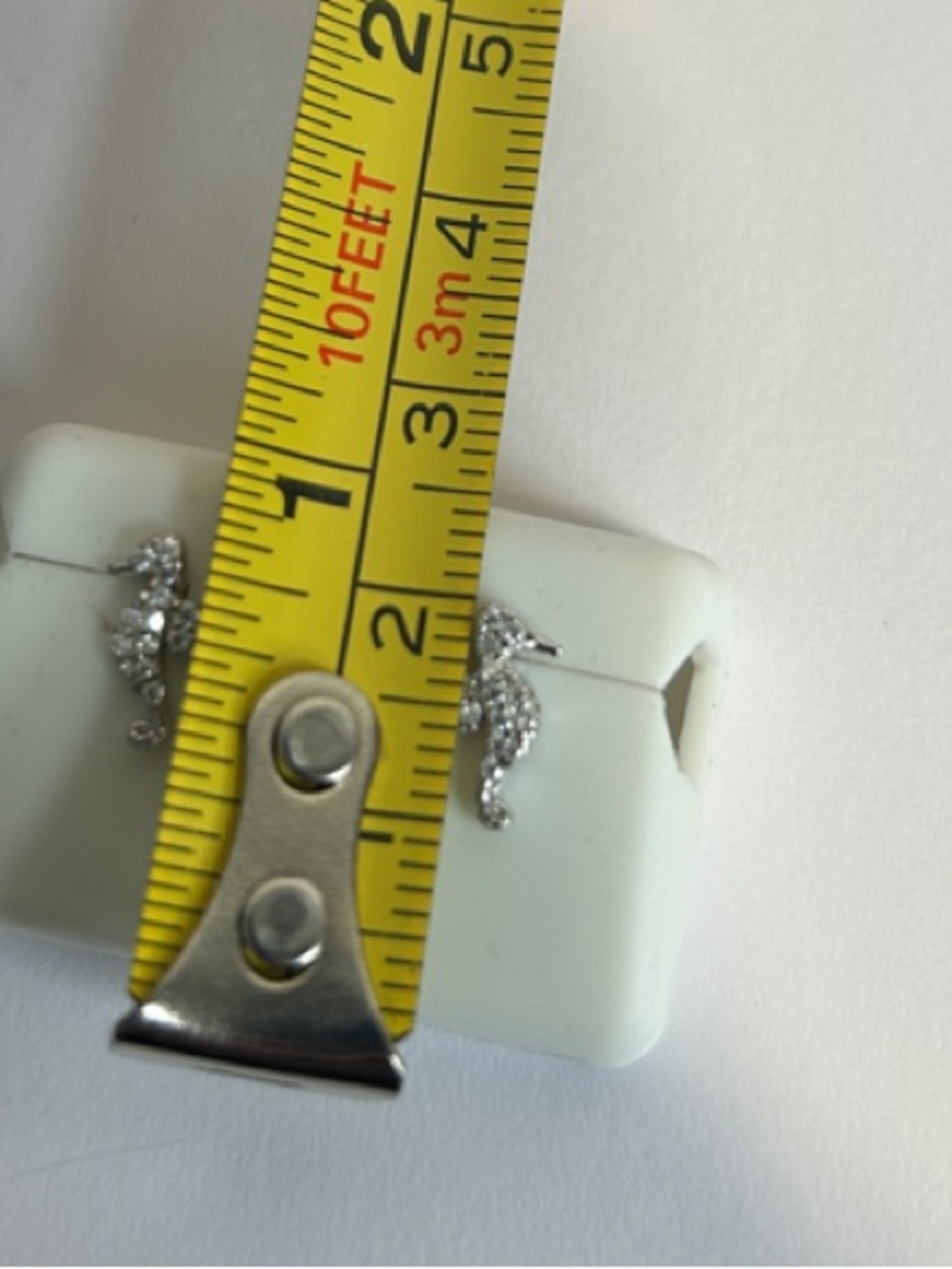 NWT Dainty 925 Sterling Silver Seahorse Moissanite Stud Earrings - Women Jewelry - Picture 4 of 4